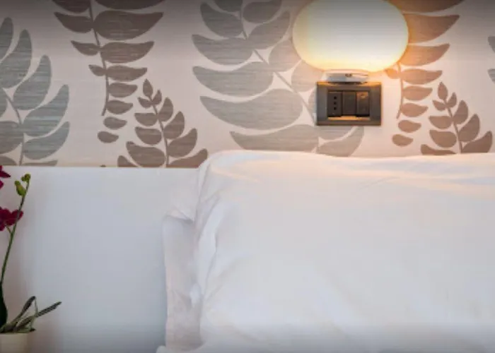 Ervill Hotel