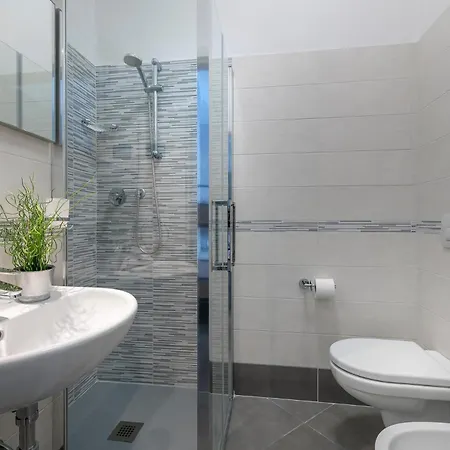 Ervill Hotel 3*