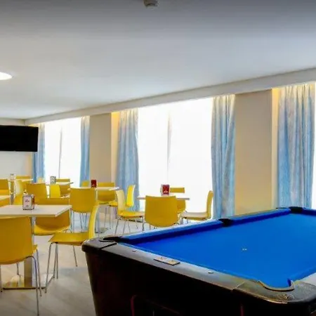 Ervill Hotel Rímini